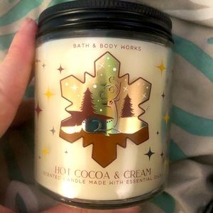 Cookies and cream bath and body works candle